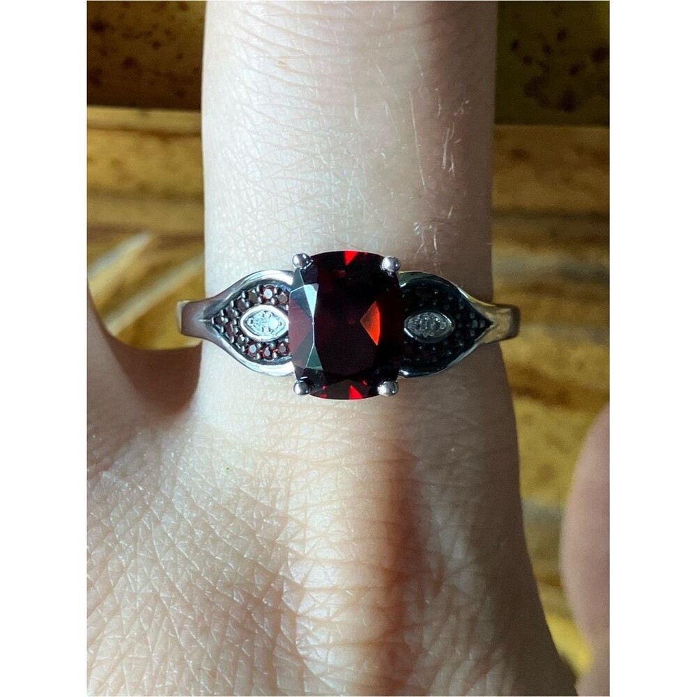 Natural Red Garnet Diamond Ring Size 10
